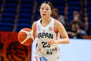 媒体人：日本女篮真整不过匈牙利 体型吃大亏的情况下三分也没开